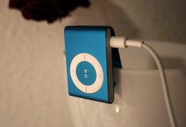 iPod shuffle